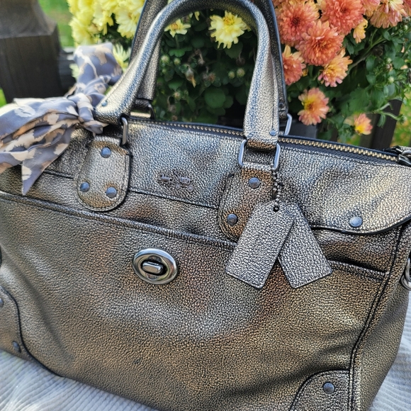 Coach Rhyder metallic brass/gold leather satchel - Picture 7 of 15